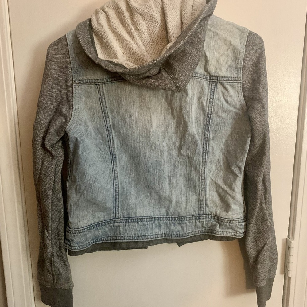 American Eagle Denim Jacket Hoodie Knit Sleeves Light Wash‎ S Small - Picture 4 of 7
